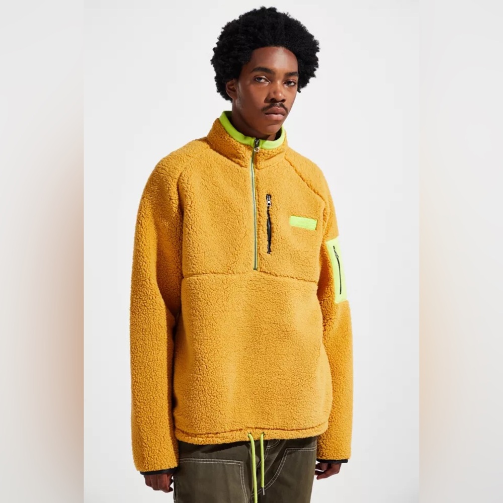 FILA Cozy Sherpa Half-Zip Gold Sweatshirt